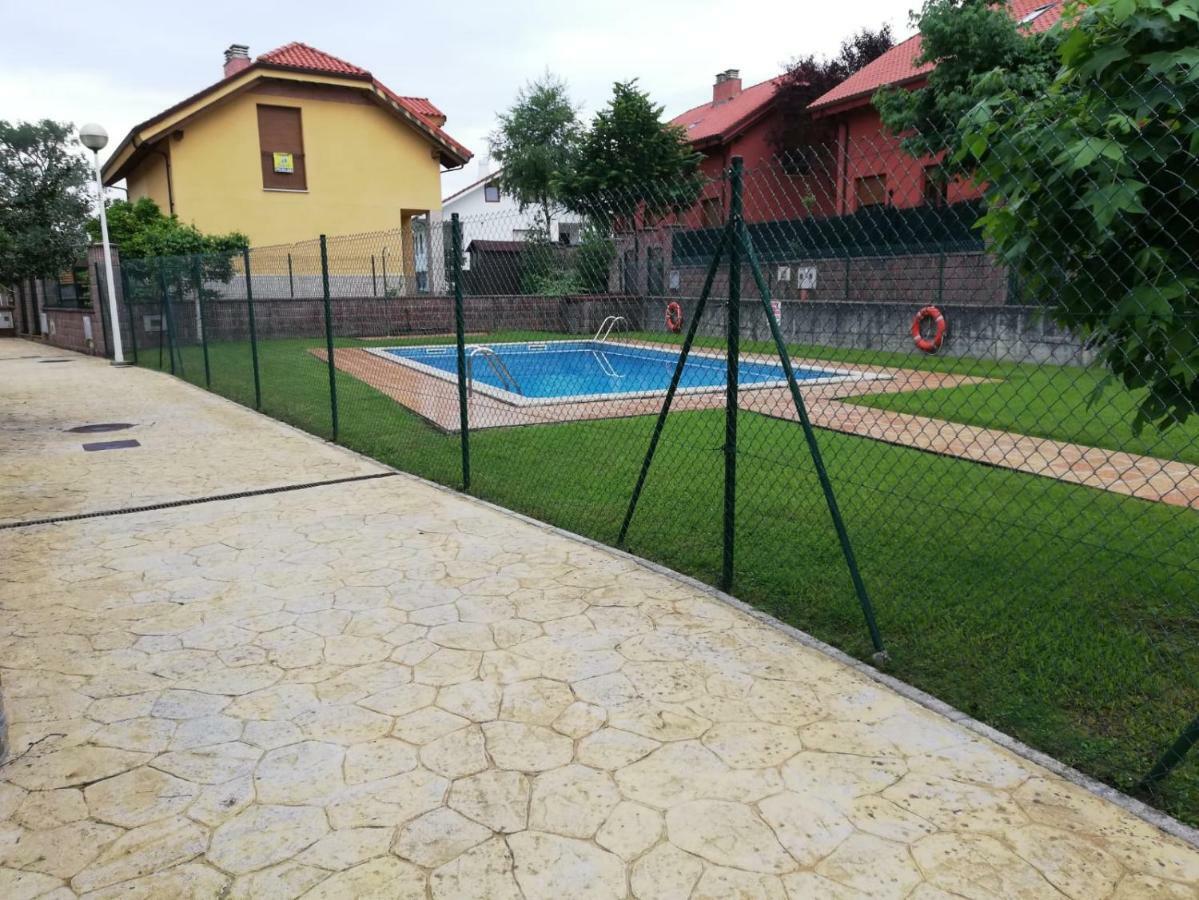 Chalet Playa Del Sable Hinojedo Zewnętrze zdjęcie
